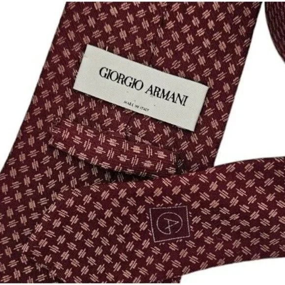 GIORGIO ARMANI Bordeaux Geometric Silk Tie ITALY 62/ 3.6 EC